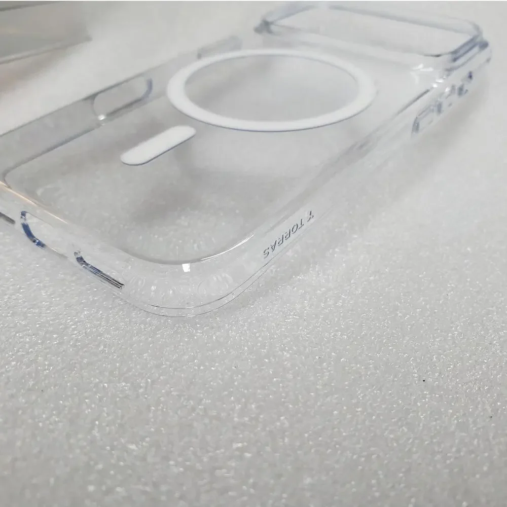 TORRAS Slim Fit Magnetic Clear Case for Apple iPhone 17 Pro (6.3-inch)